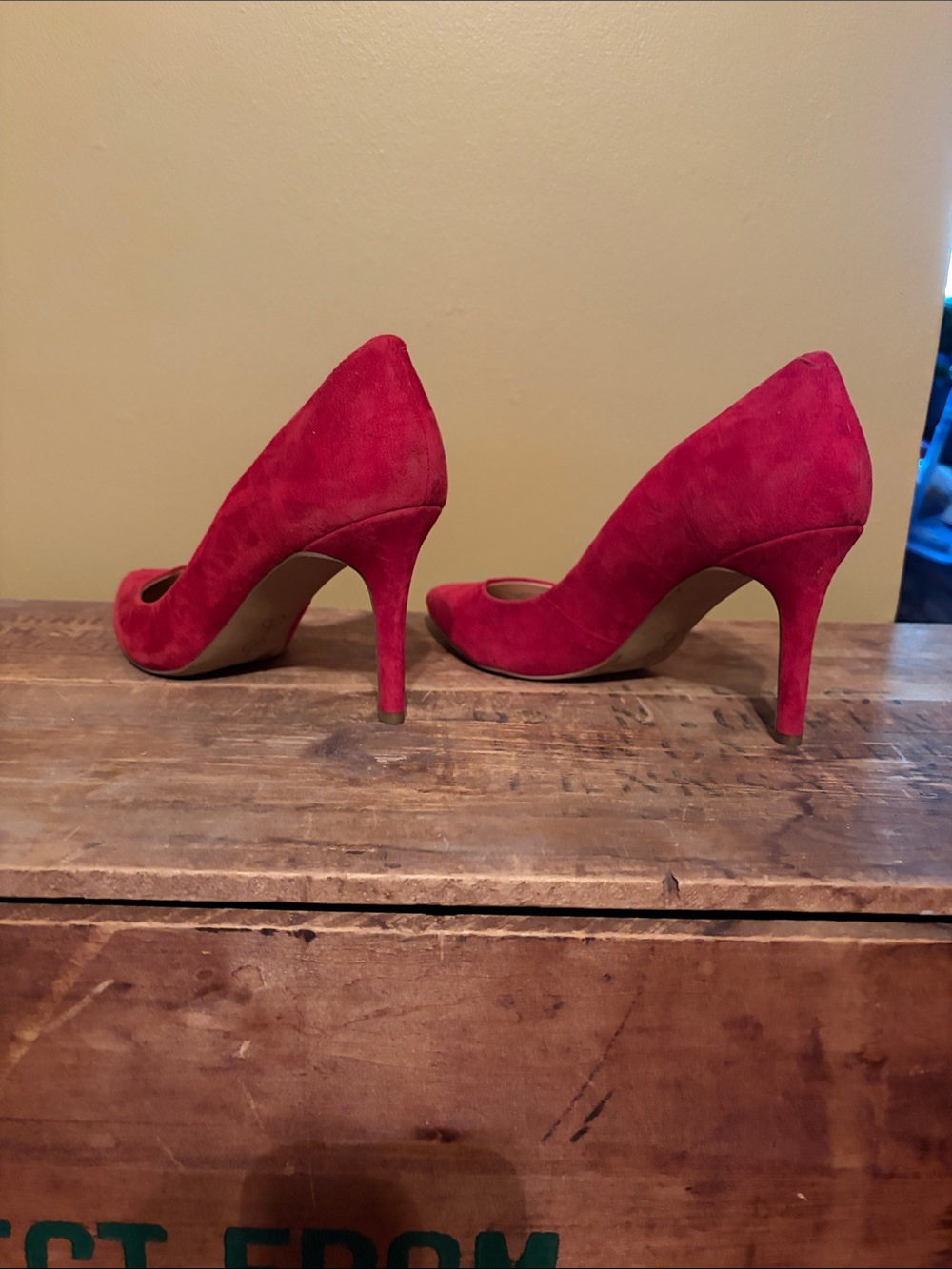 Jessica Simpson Red Pointed-Toe Suede Pumps - Picture 7 of 8